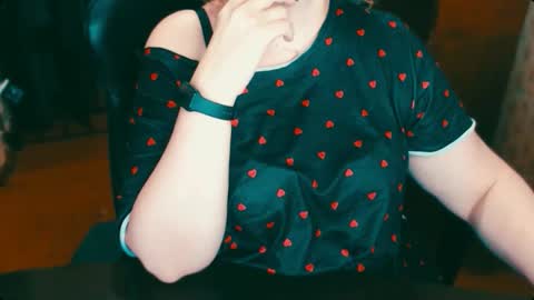 Snapshot of charlottextasty chatting on November 17, 5:30 pm CharlotteXTasty online show from November 17, 5:30 pm