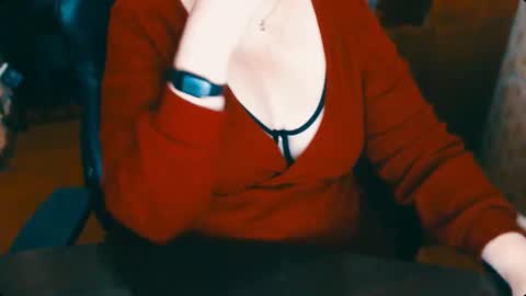 Snapshot of charlottextasty chatting on November 25, 12:27 pm CharlotteXTasty online show from November 25, 12:27 pm