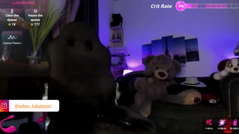 Snapshot of charly_85016 chatting on September 14, 2:00 am charly online show from September 14, 2:00 am
