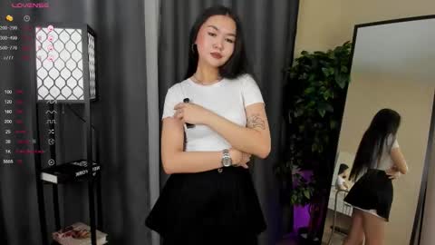 Sarah online show from November 14, 11:42 am