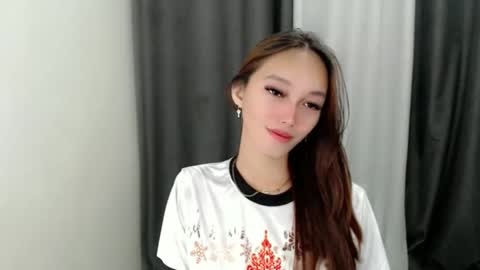 Snapshot of charm_fuckdoll8 chatting on February 20, 1:57 am charm_fuckdoll8 online show from February 20, 1:57 am