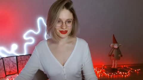 Snapshot of charming_beauty chatting on January 9, 3:15 am Michelle online show from January 9, 3:15 am