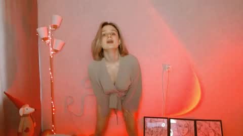 Snapshot of charming_beauty chatting on January 19, 3:39 am Michelle online show from January 19, 3:39 am