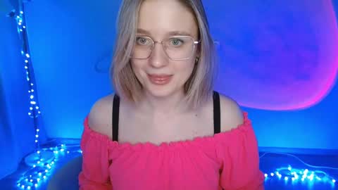 Snapshot of charming_beauty chatting on February 8, 6:22 am Michelle online show from February 8, 6:22 am