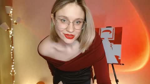 Snapshot of charming_beauty chatting on February 10, 9:36 am Michelle online show from February 10, 9:36 am
