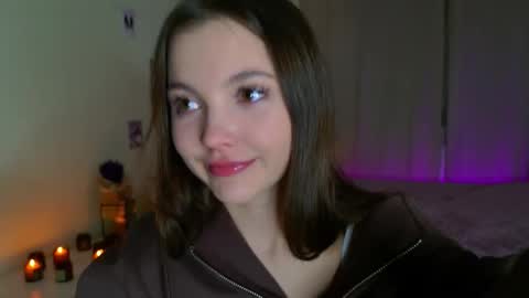 Kaylee online show from October 2, 4:47 pm