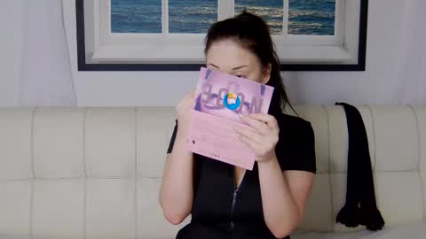 charming_lolla online show from October 31, 3:18 am