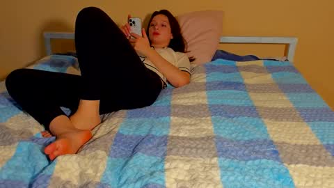 katie online show from October 25, 5:51 pm