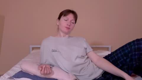 katie online show from November 24, 8:25 am