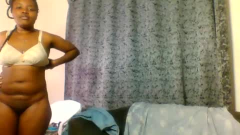 charmy_shanny online show from December 1, 8:41 am