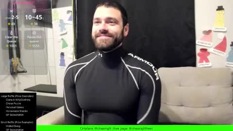 Snapshot of chasemason20 chatting on December 6, 9:13 pm Onlyfans chasingfit Instagram the arguer Twitter chasingfitOF online show from December 6, 9:13 pm