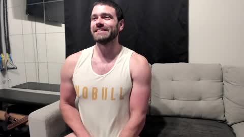 Snapshot of chasemason20 chatting on February 7, 10:52 pm Onlyfans chasingfit Instagram the arguer Twitter chasingfitOF online show from February 7, 10:52 pm