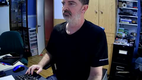 Snapshot of chatandfun666 chatting on December 6, 6:50 pm wanaBeYourToy online show from December 6, 6:50 pm