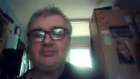 Snapshot of chatubatelee555 chatting on June 7, 3:27 pm lee online show from June 7, 3:27 pm