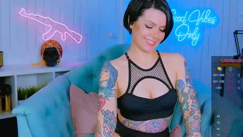 Snapshot of chaturkaterina chatting on February 27, 8:09 pm Miss Harmony online show from February 27, 8:09 pm