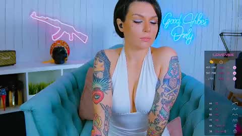 Snapshot of chaturkaterina chatting on March 2, 6:59 am Miss Harmony online show from March 2, 6:59 am