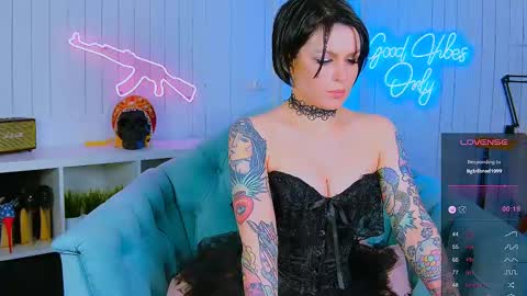 Snapshot of chaturkaterina chatting on March 12, 1:58 am Miss Harmony online show from March 12, 1:58 am