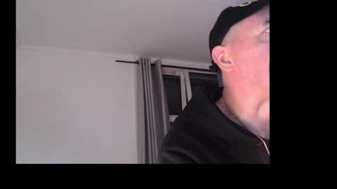 Snapshot of chazdiniro chatting on November 1, 8:00 pm chazdiniro online show from November 1, 8:00 pm