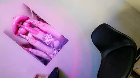 RIVA online show from April 18, 7:07 pm