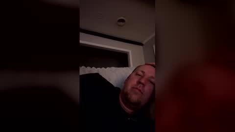 Snapshot of cheekclapper3000 chatting on December 4, 4:22 am cheekclapper3000 online show from December 4, 4:22 am