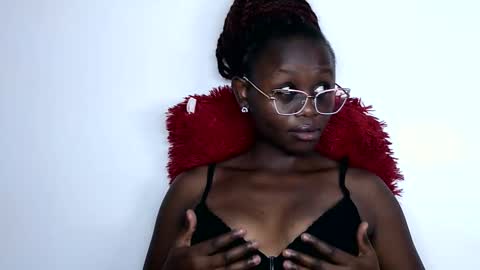 cheeky_charms online show from September 25, 2:21 pm