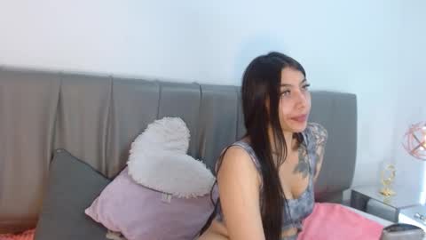 Snapshot of cheerlynn chatting on December 29, 6:27 pm Cherlyn online show from December 29, 6:27 pm