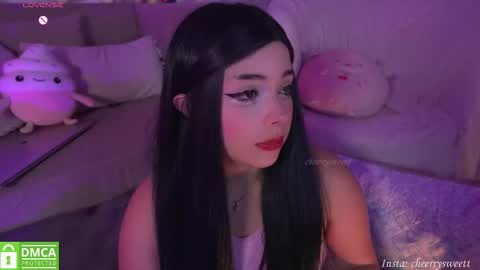 Snapshot of cheerrysweett chatting on November 27, 12:02 am Baby Cherry online show from November 27, 12:02 am