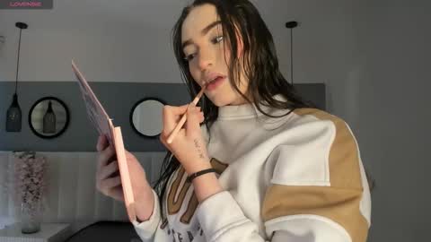 chelsea_bolton_ online show from February 26, 12:15 pm