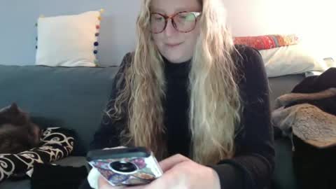 Chelsea online show from December 20, 7:39 pm