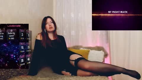 Snapshot of chelsey_rayne chatting on November 30, 2:32 pm Instagram faroffland online show from November 30, 2:32 pm