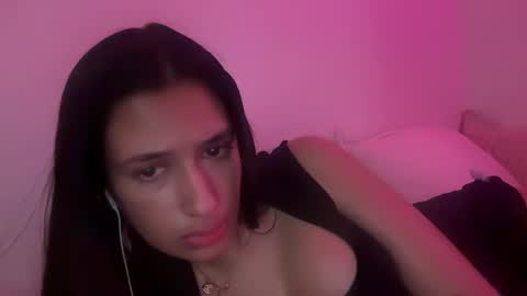 Snapshot of cherliecarmen chatting on December 23, 8:57 pm cherliecarmen online show from December 23, 8:57 pm