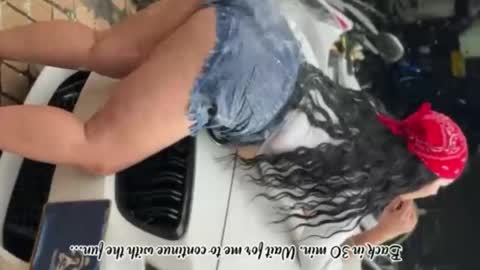 Snapshot of cherry_blossom18_ chatting on October 31, 10:05 am C H E R R Y online show from October 31, 10:05 am