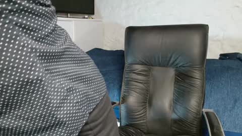 thanks guys see you tomorrow online show from February 6, 3:31 pm