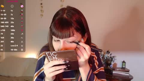 Snapshot of cherry_hazzze chatting on January 8, 4:33 pm Cheryl online show from January 8, 4:33 pm