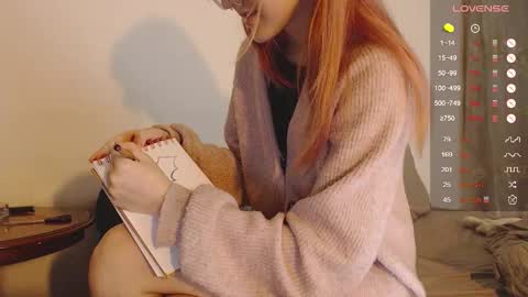 Snapshot of cherry_hazzze chatting on October 20, 4:40 pm Cheryl online show from October 20, 4:40 pm