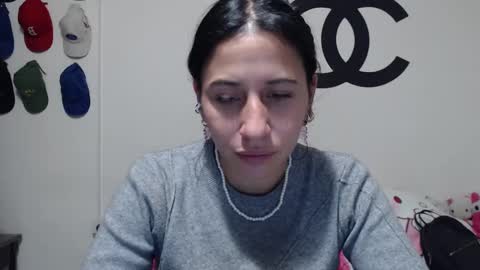 Snapshot of cherry_hc chatting on January 26, 2:14 am Nezumy Rey online show from January 26, 2:14 am