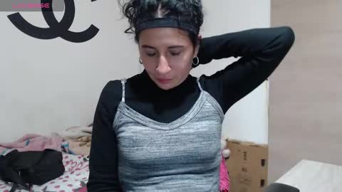 Snapshot of cherry_hc chatting on October 28, 2:59 am Nezumy Rey online show from October 28, 2:59 am