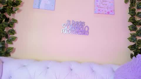 Sussan Cherry  online show from December 7, 9:06 am