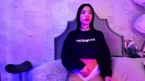 Sussan Cherry  online show from January 11, 3:55 am