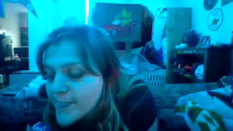 Snapshot of cherrybomb454 chatting on October 18, 10:32 pm cherrybomb454 online show from October 18, 10:32 pm