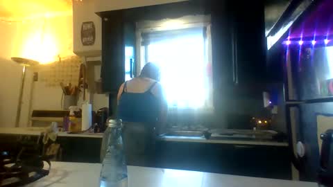 Snapshot of cherrybomb454 chatting on November 12, 7:13 pm cherrybomb454 online show from November 12, 7:13 pm