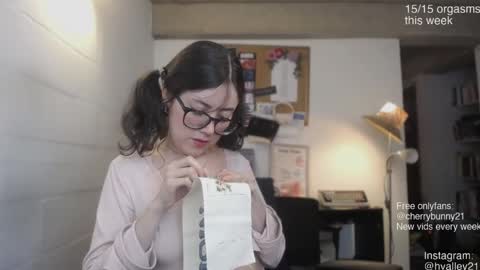 Sarah Prez online show from March 8, 4:27 am