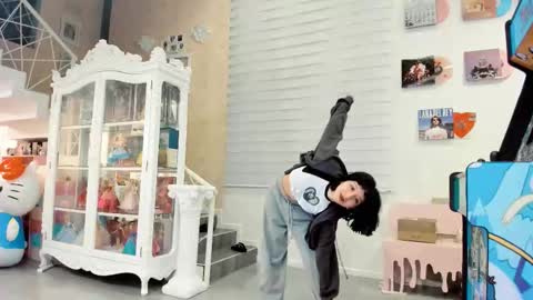 Snapshot of cherrymafer666 chatting on December 20, 2:07 am cherrycute666 online show from December 20, 2:07 am