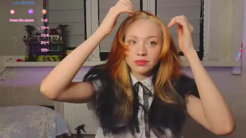 Lysia online show from February 21, 1:56 pm