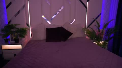 cherryylulu online show from December 5, 10:13 am