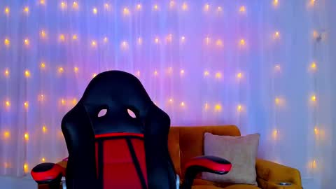 Cheryl online show from February 27, 11:15 pm