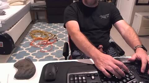 chesbayboy online show from October 7, 4:09 am