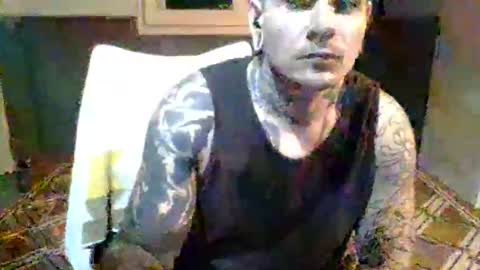 Snapshot of chikoink43 chatting on December 26, 4:43 am chikoink43 online show from December 26, 4:43 am