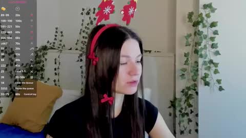 Snapshot of chilgato chatting on December 15, 1:32 am Cameron online show from December 15, 1:32 am