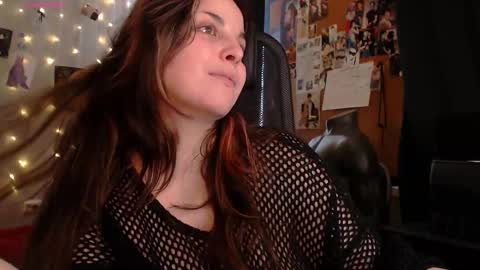 Snapshot of chill_saya chatting on October 9, 7:28 am Saya online show from October 9, 7:28 am